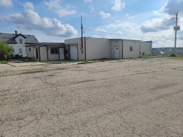 8333 E Frontage Rd, Caledonia