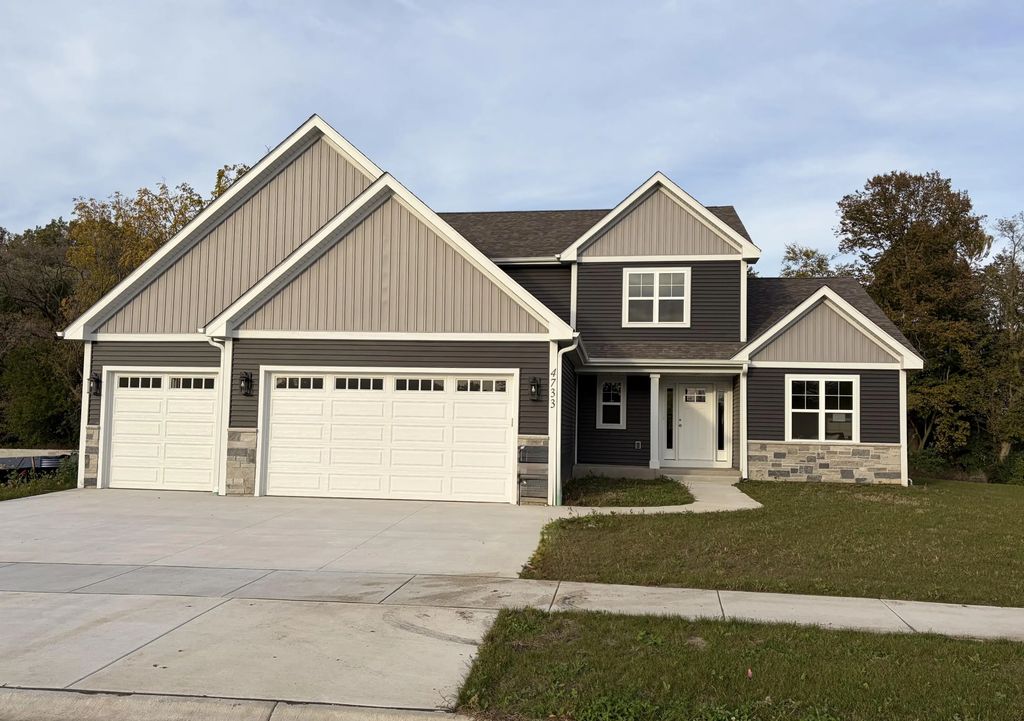 4733 Piper Ln, Mount Pleasant