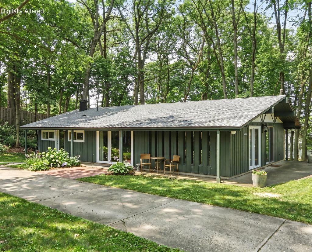 N1801 Birch Dr, Linn