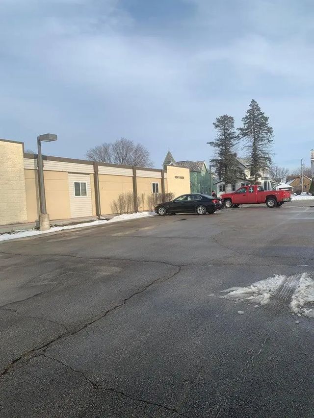 134 Leonard St N 1, West Salem