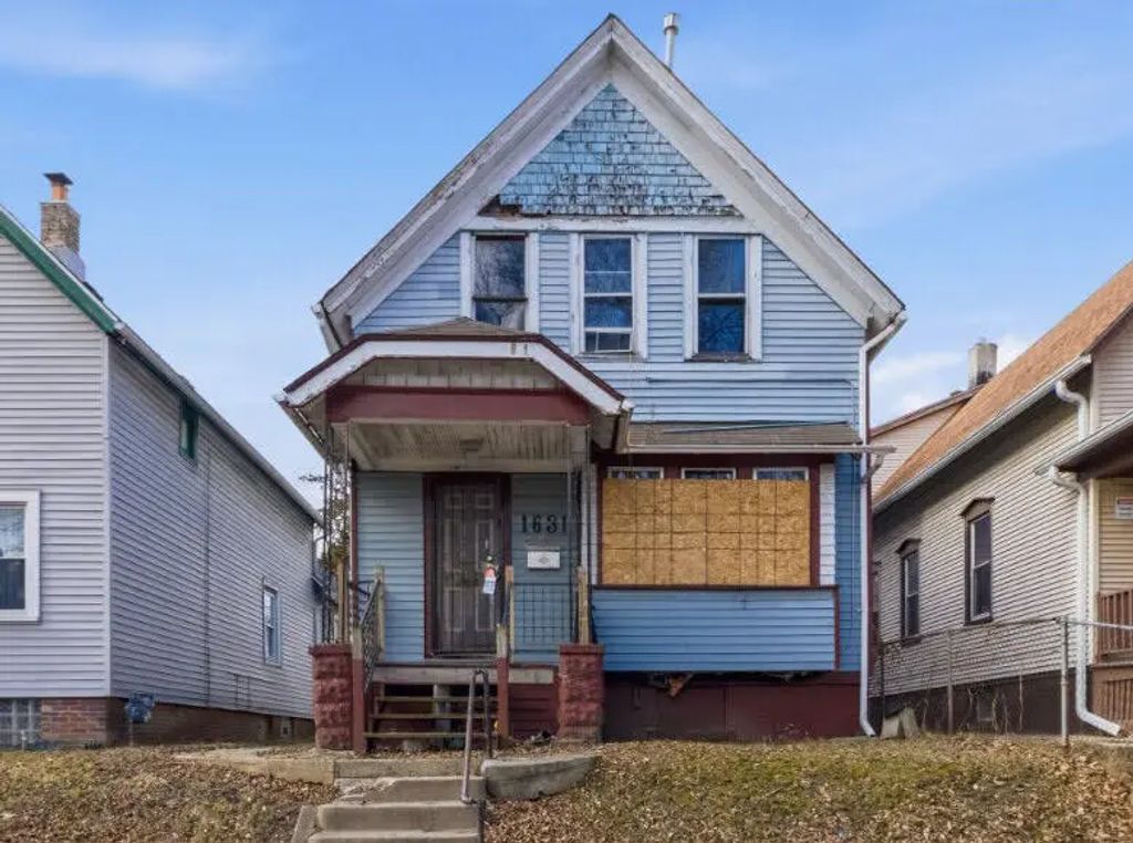 1631 N 28th St 1631a, Milwaukee