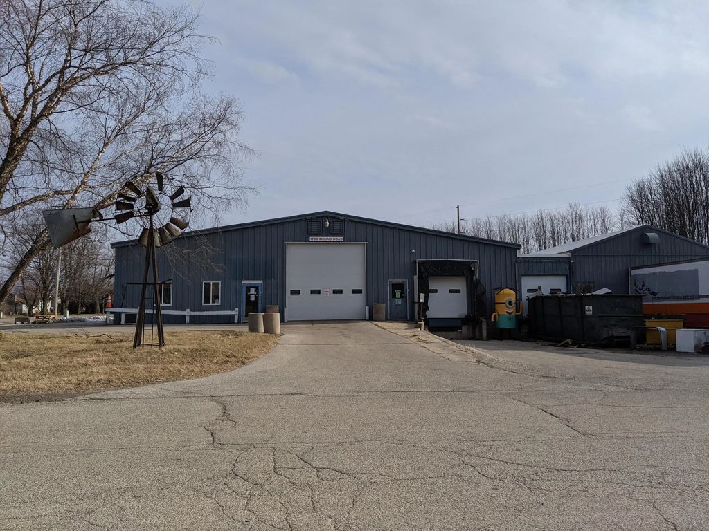 N/A, Delavan