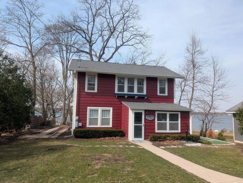 N/A, Delavan