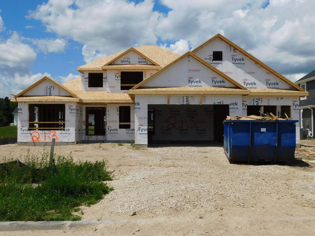 213 Mulberry Ln, Grafton