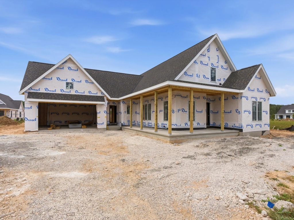 540 Meadow Cir E, Kohler