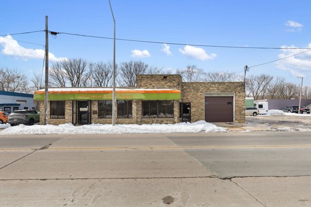 1344 Whiterock Ave, Waukesha