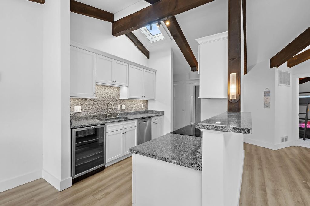 800 Aspen Dr C5, Fontana