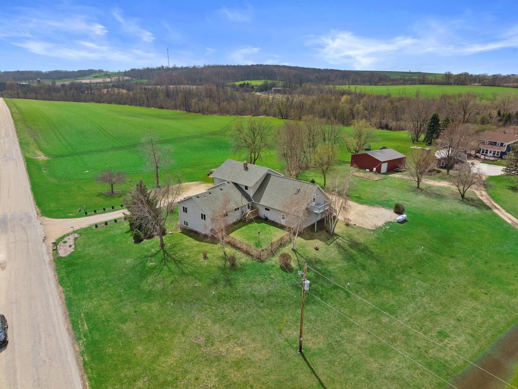 7293 Aurora Rd, Addison