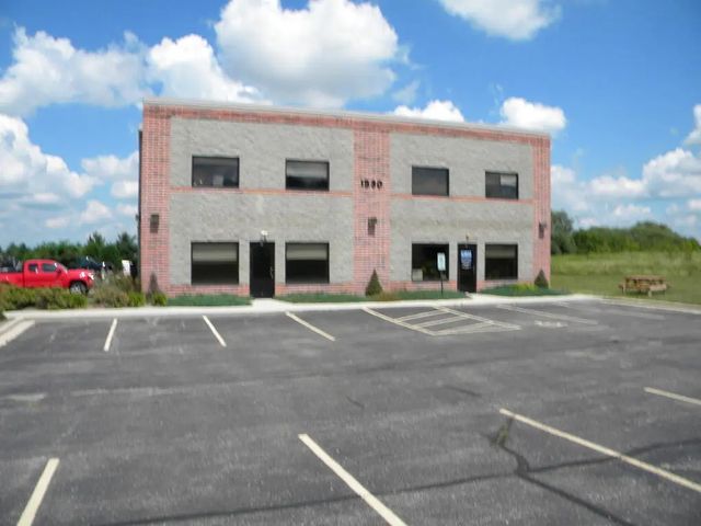 N/A, West Bend