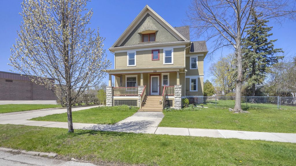143 E Merrill Ave, Fond Du Lac