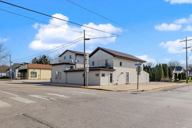 504 Milwaukee St, Lomira
