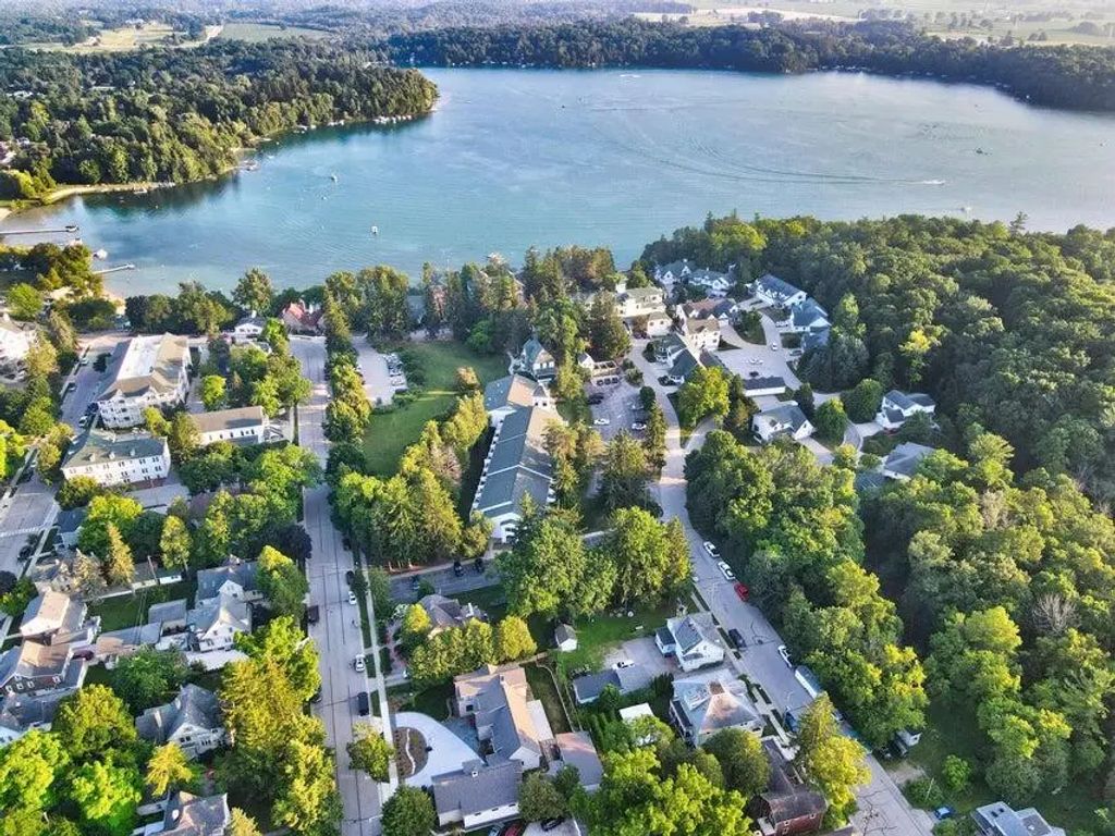 74 S West St, Elkhart Lake