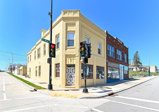 1200 N Main St, Racine