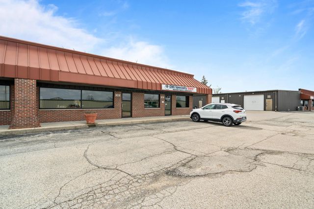5540 Highway 50 - 102, Delavan