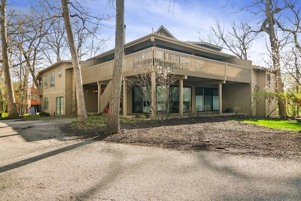 501c Abbey Springs Dr, Fontana