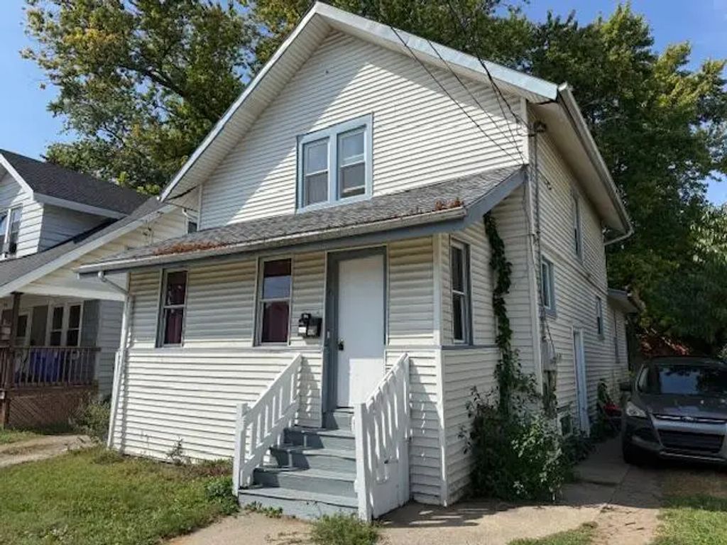 6920 13th Ave, Kenosha