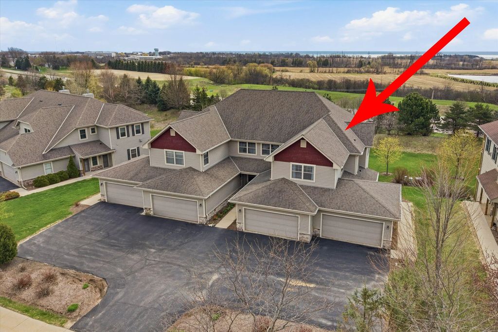 1664 New Port Vista Dr 1664, Port Washington
