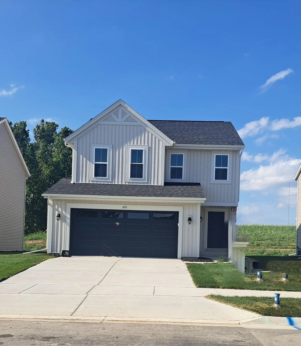 617 Belmont Dr, Watertown