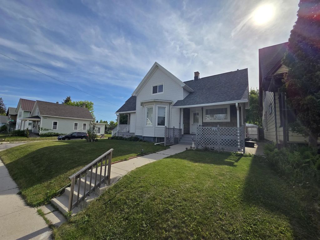 1333 Clara Ave, Sheboygan