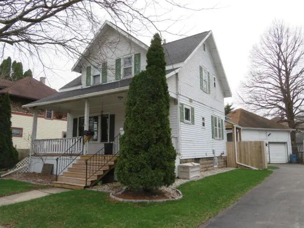 220 Fond Du Lac Ave, Fond Du Lac