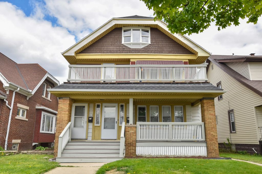 422 W Harrison Ave 424, Milwaukee
