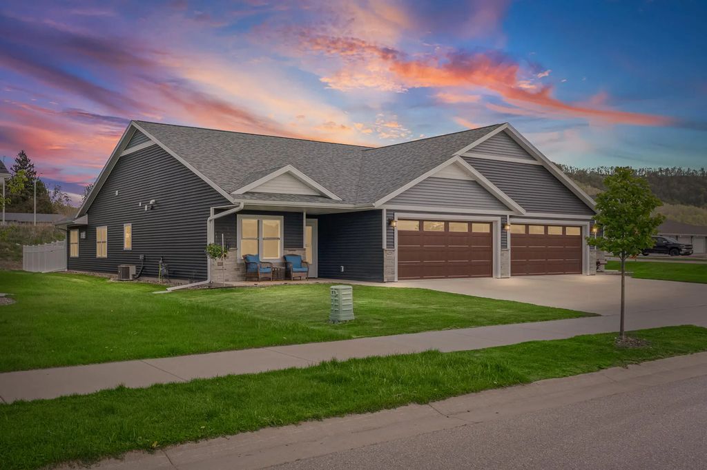 6225 River Run Rd, La Crosse