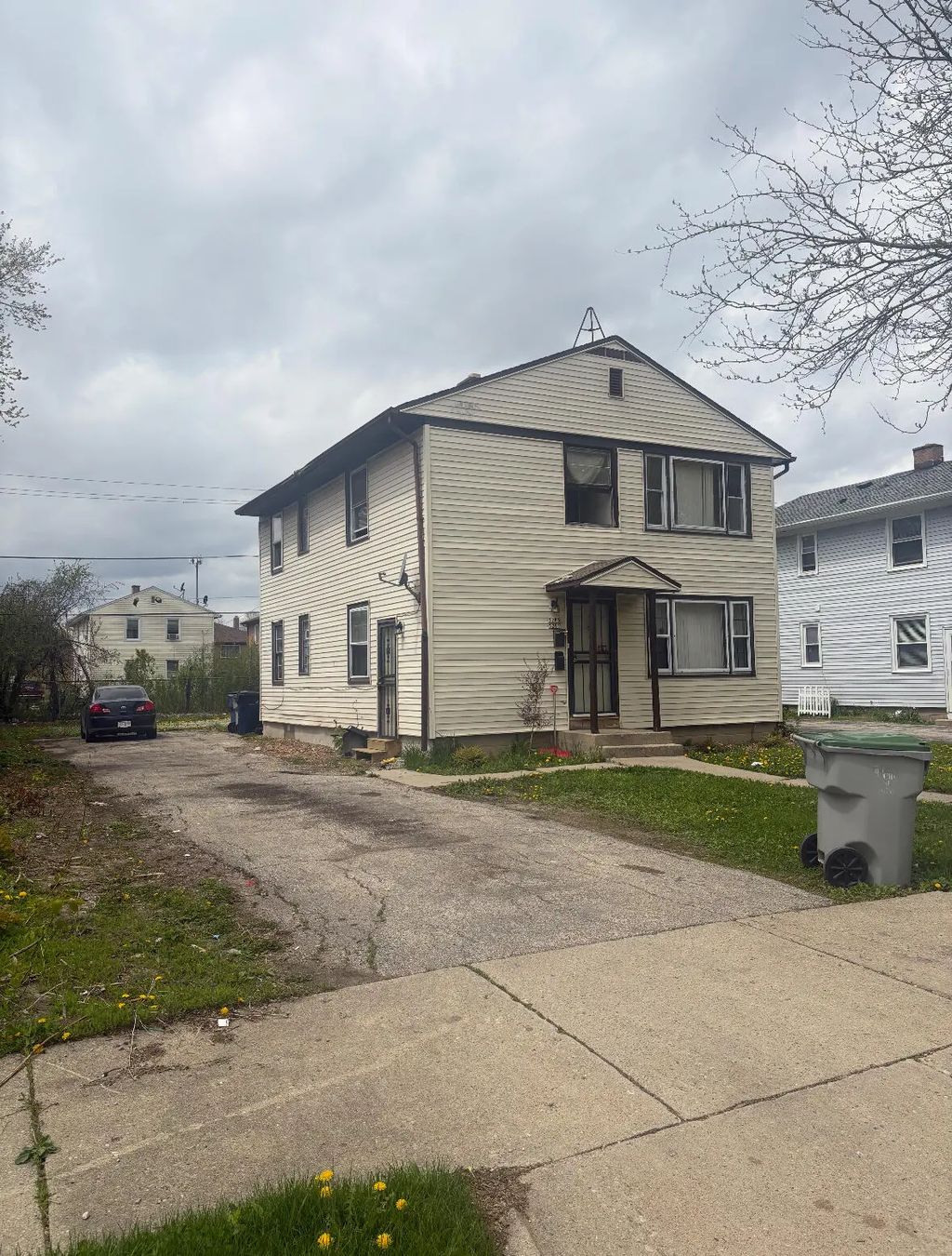 5281 N 28th St, Milwaukee