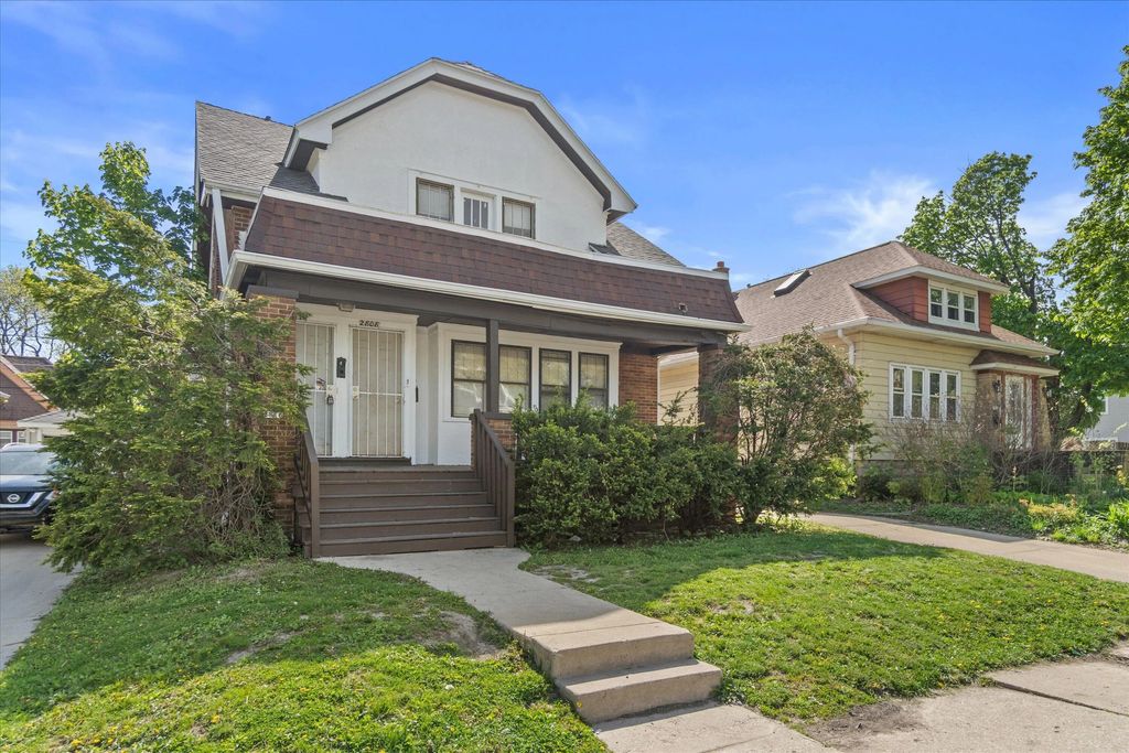 2808 N 57th St 2810, Milwaukee