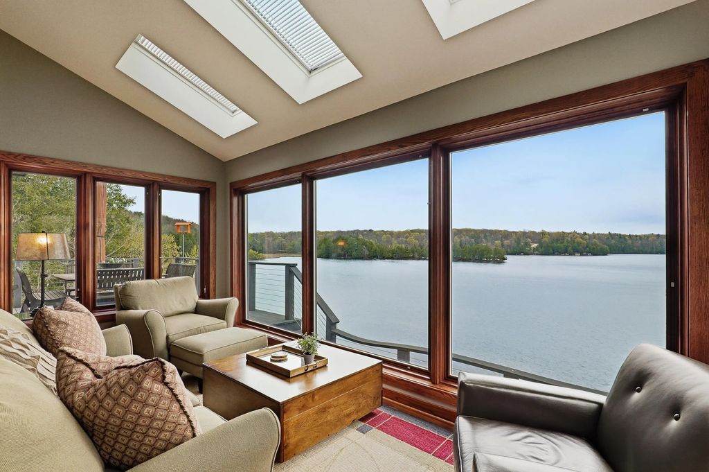 14025 Cedar Terrace Rd, Schleswig