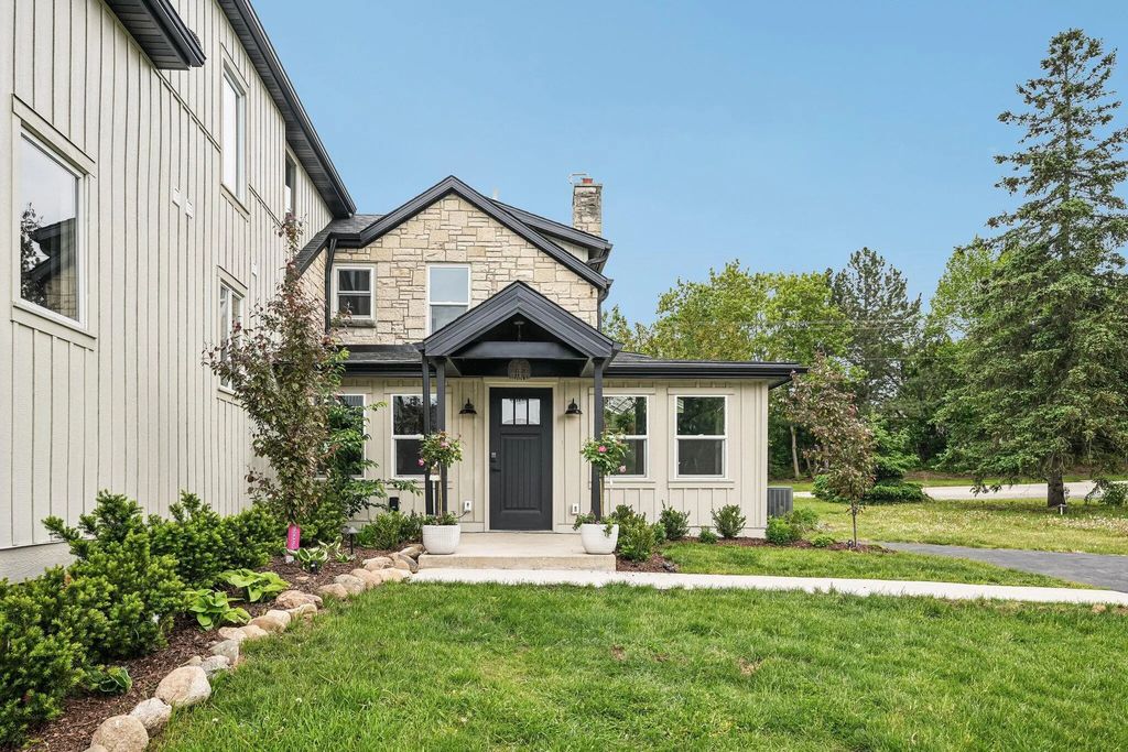 N48w16262 Lisbon Rd, Menomonee Falls