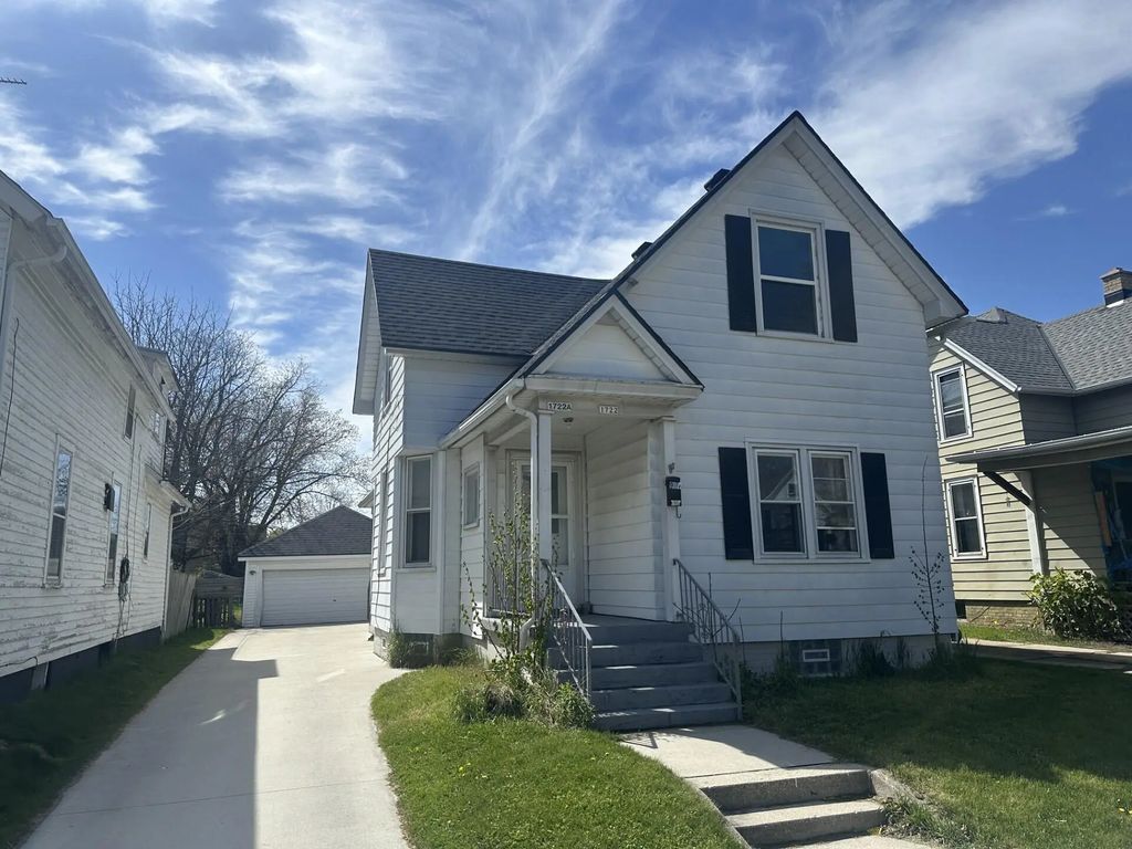 1722 N 11th St, Sheboygan