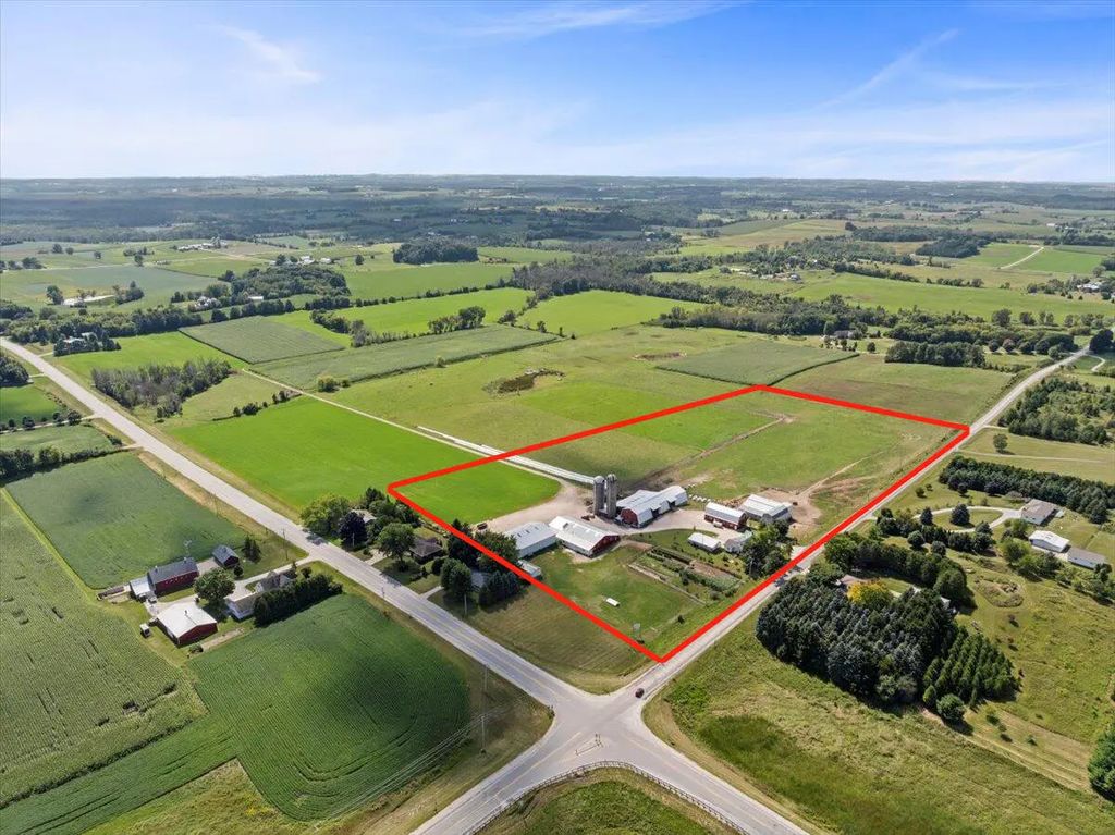 W1731 Kiel Rd, New Holstein