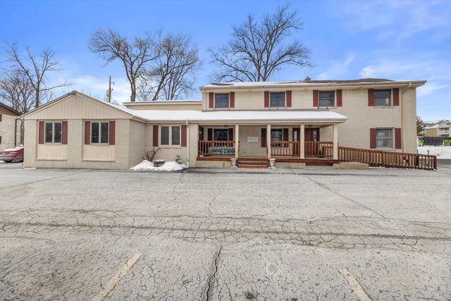 11801 W Janesville Rd, Hales Corners