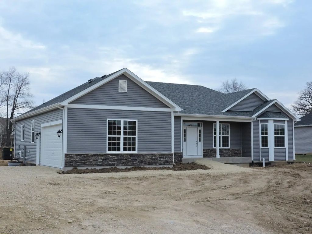 422 Clairmont Ct Lt66 Palmer, Williams Bay