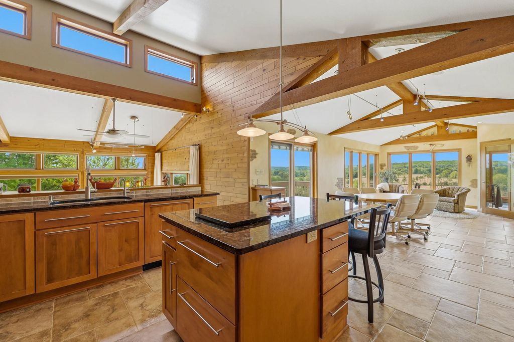N6596 Riverview Rd, Plymouth