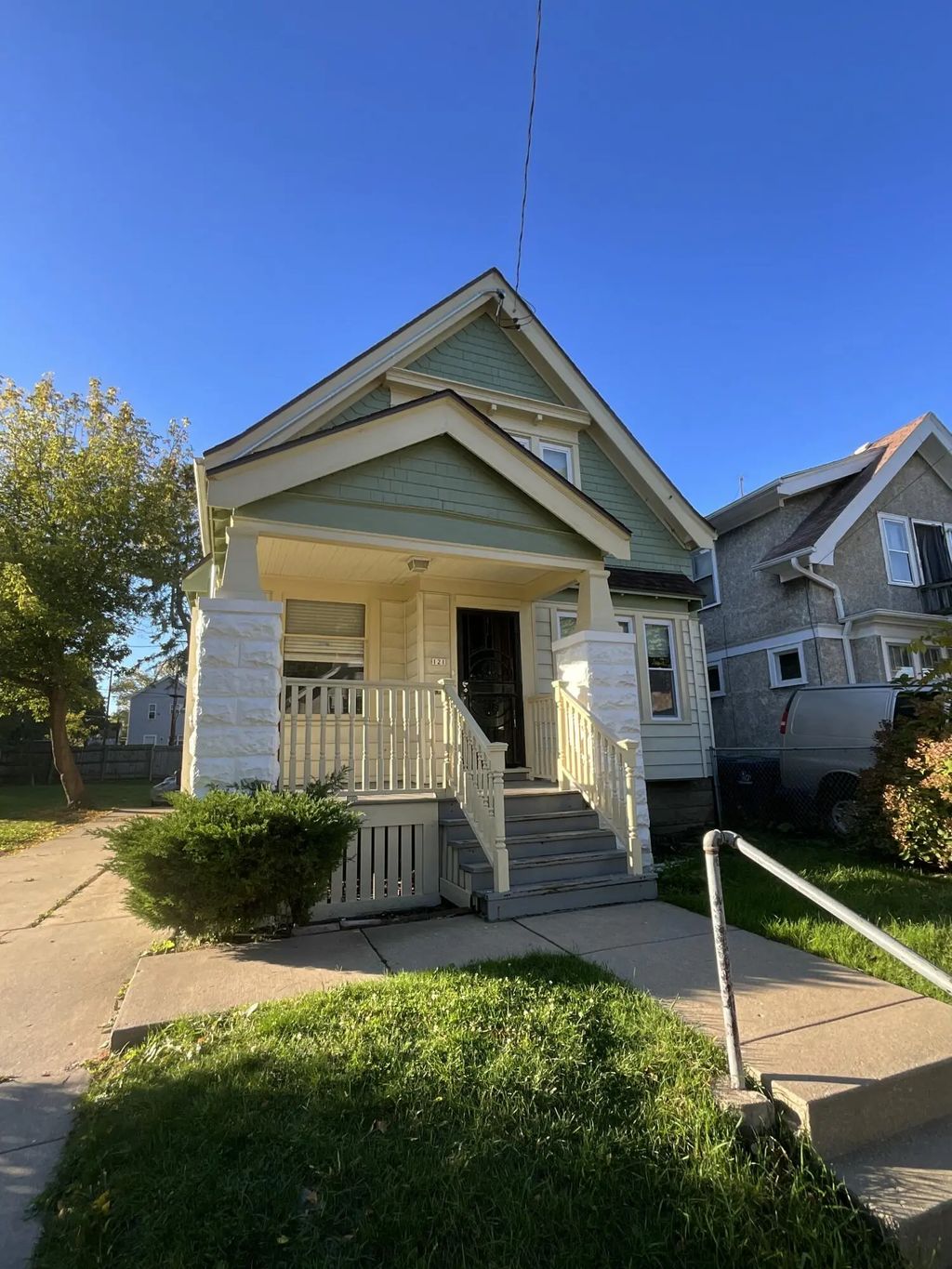 121 W Keefe Ave 121a, Milwaukee