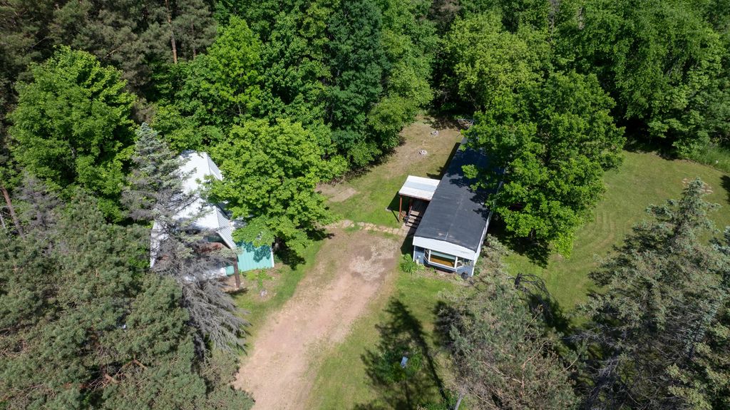 4678 Huser Rd, Seneca