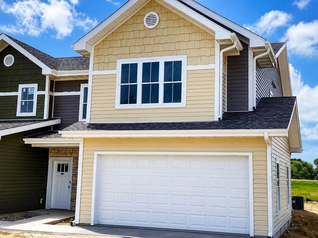 220 Settlers Dr, Jefferson