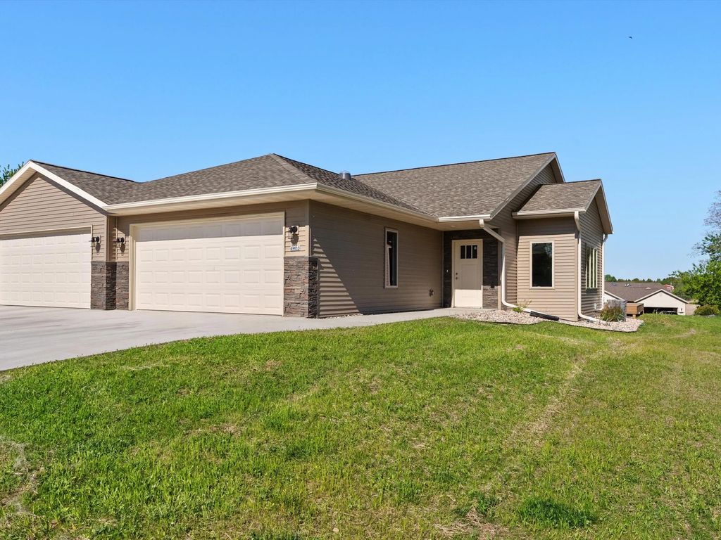 4403 Tannery Rd, Two Rivers