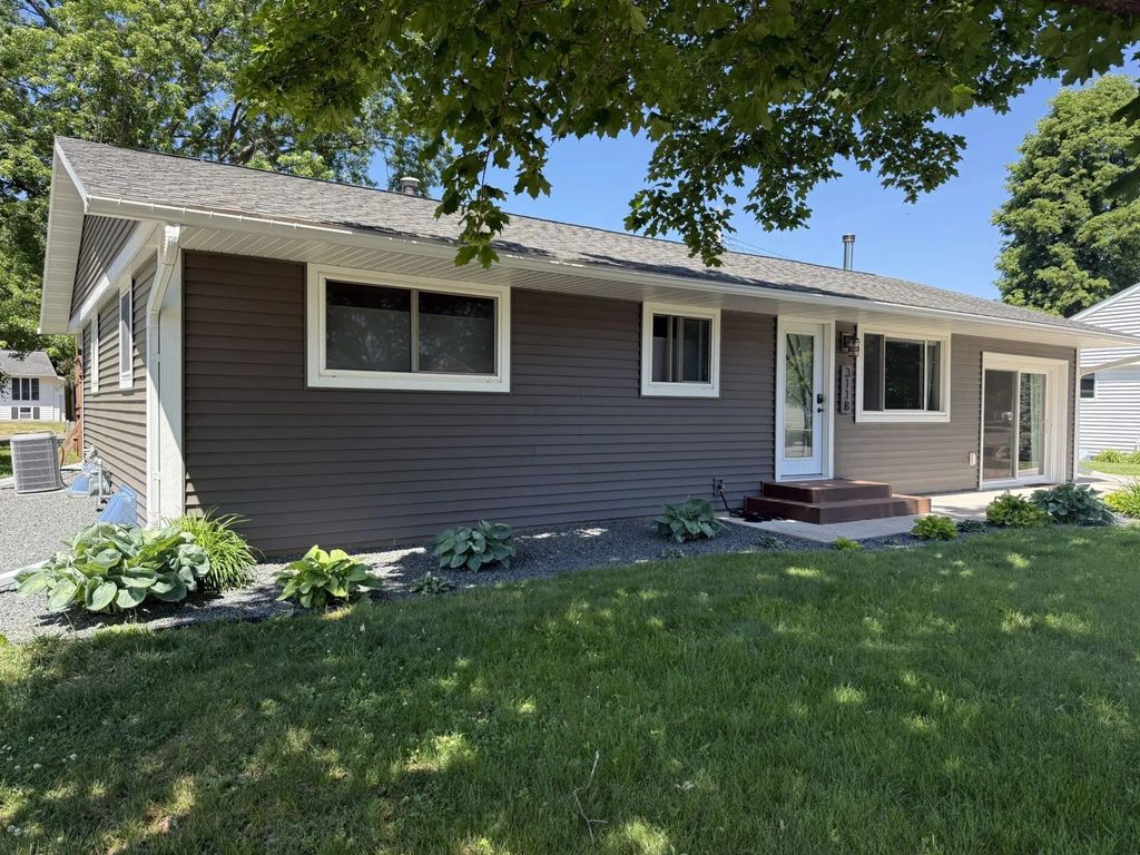 3118 31st St S, La Crosse