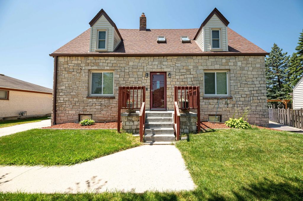 5949 S 31st St, Greenfield