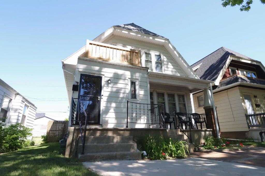 3718 N 36th St 3720, Milwaukee