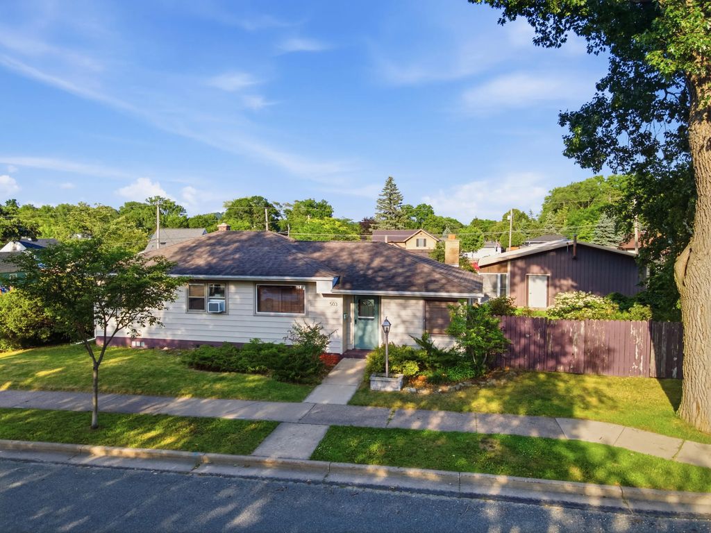 503 8th Ave S, Onalaska