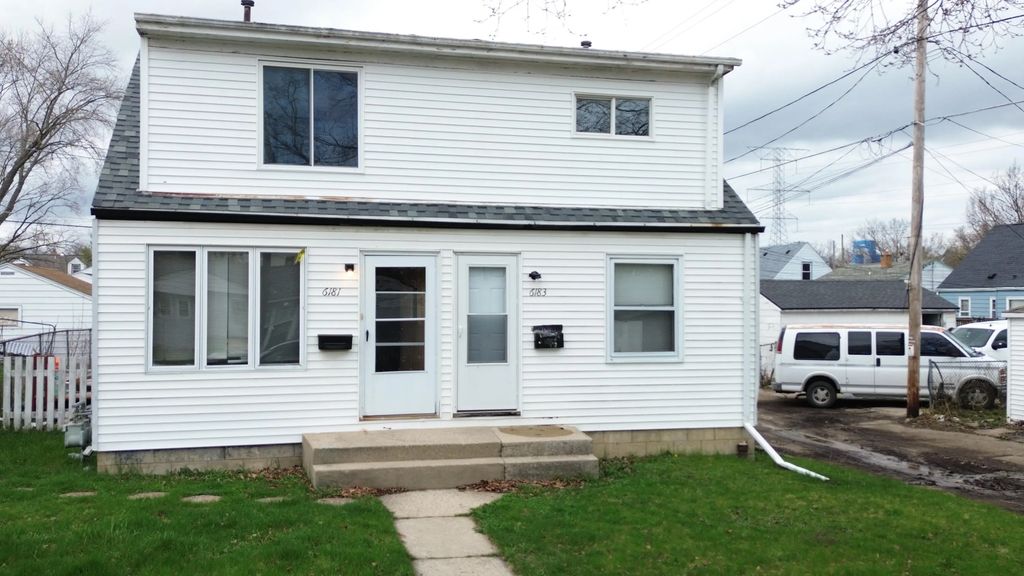 6181 N 38th St 6183, Milwaukee