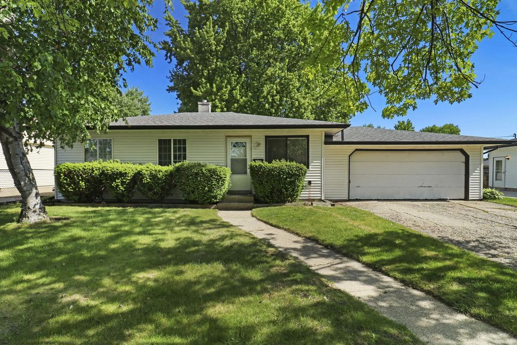 1712 87th St, Kenosha