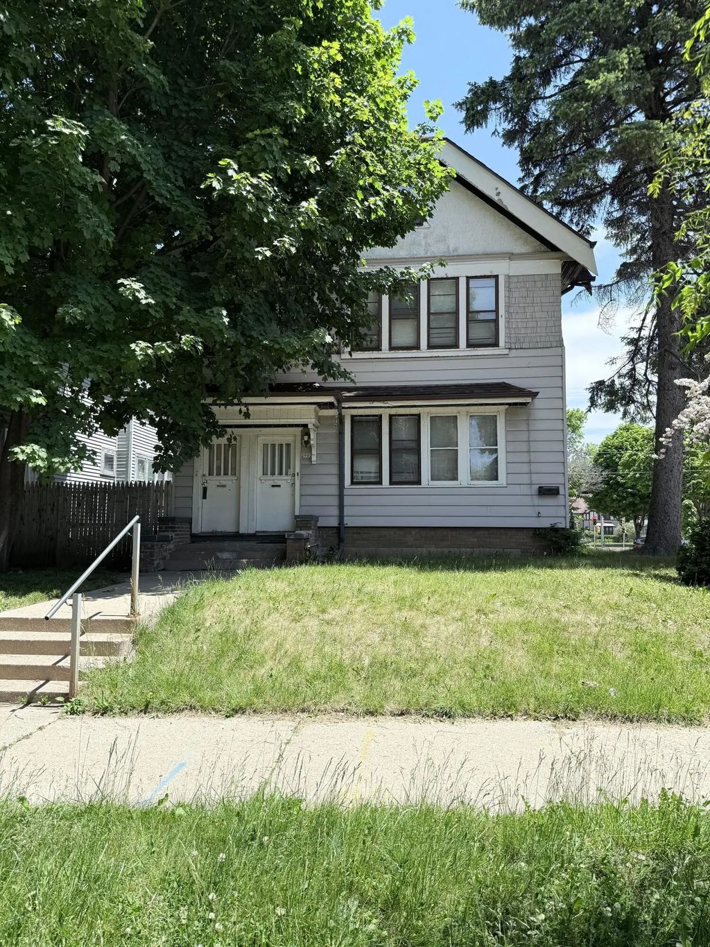 2902 N 44th St 2904, Milwaukee