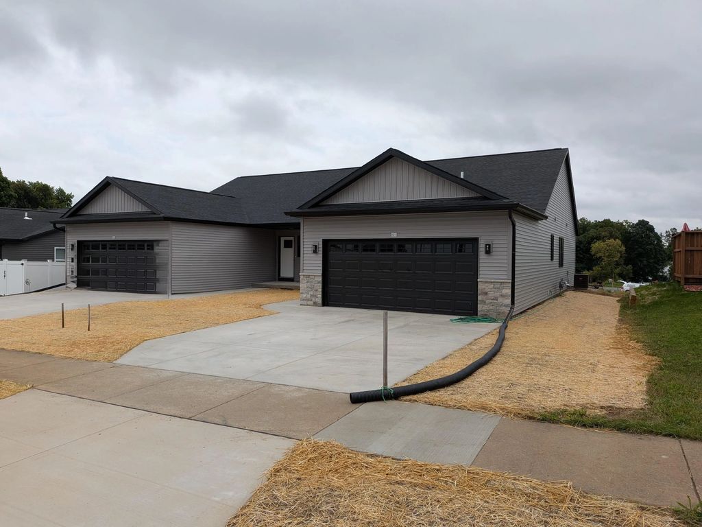 221 E Sheboygan St, Campbellsport