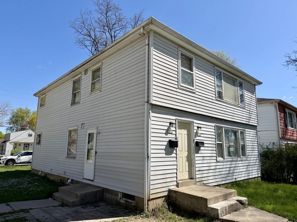 6530 W Carmen Ave 6532, Milwaukee