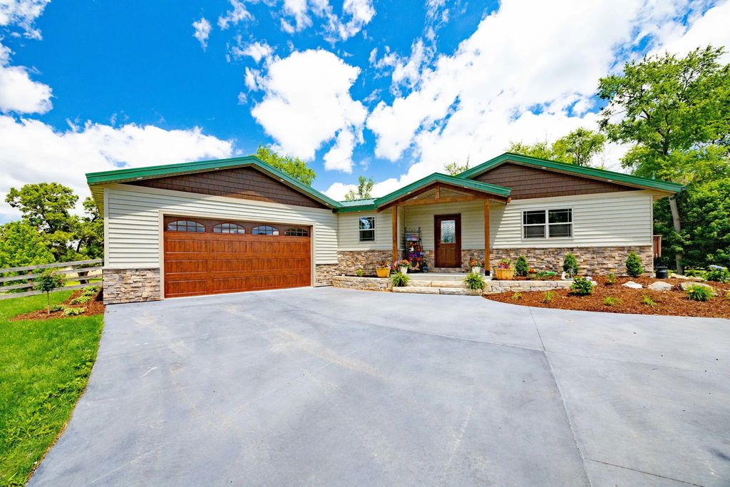 N158 Tamarack Rd, Palmyra