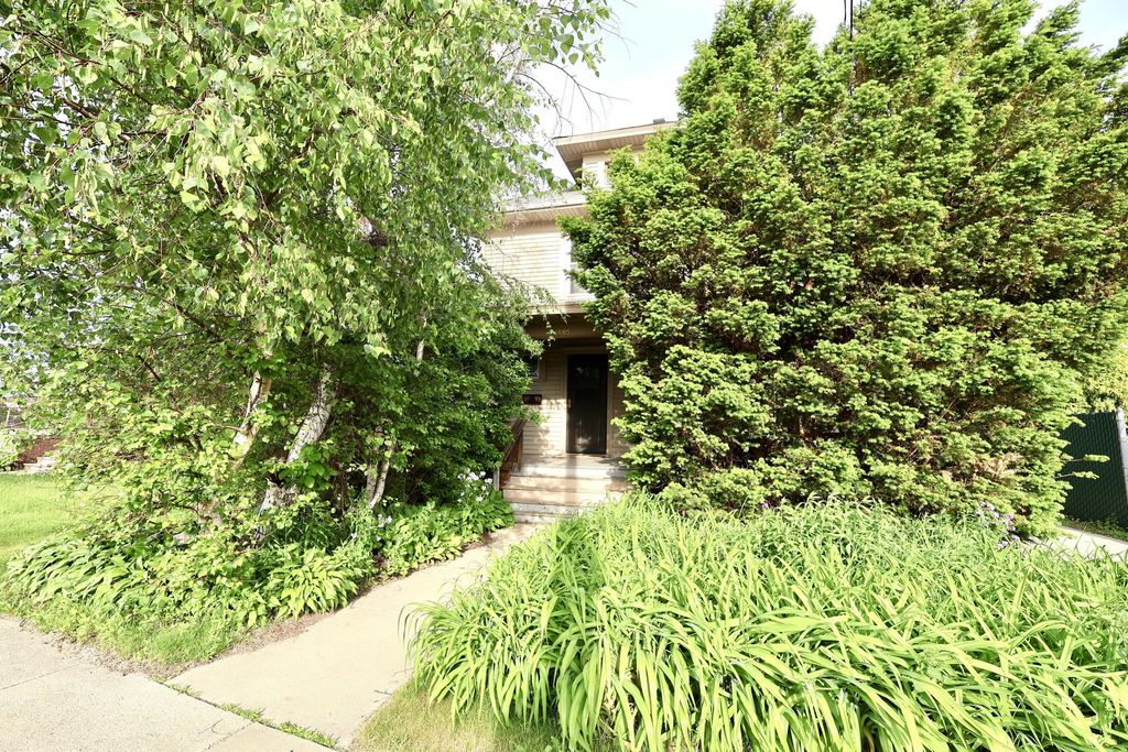 1805 Taylor Ave, Racine